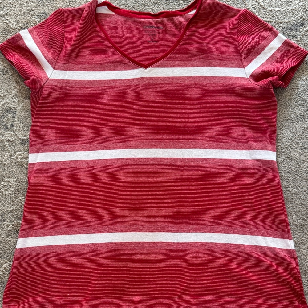 Croft & Barrow Red and White Striped V-Neck Tee